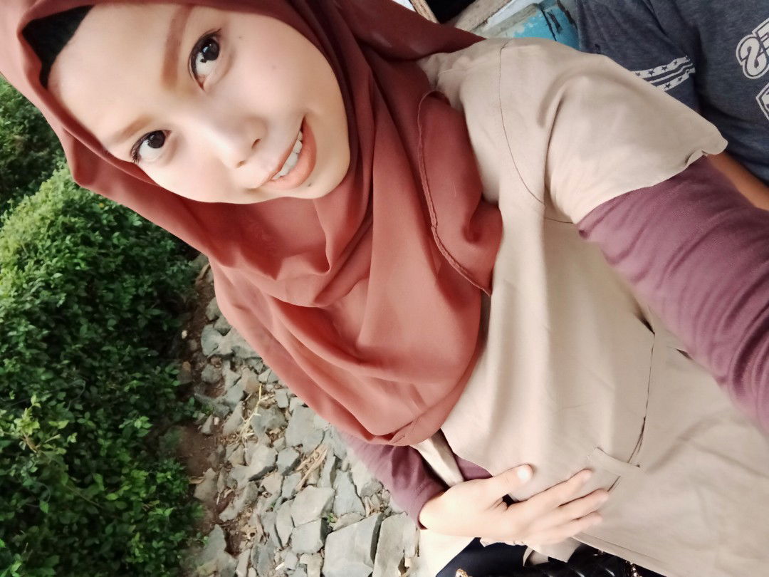 siti ratna dewi profile icon