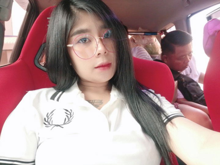 P'Praew Panyakad profile icon