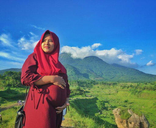 Fitrotin Azizah profile icon