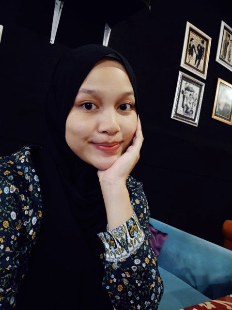 Vivi Berliana profile icon