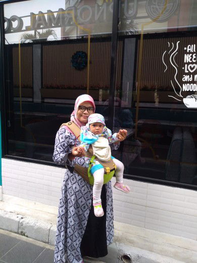 Indar Adzkiyya Zulkifli profile icon