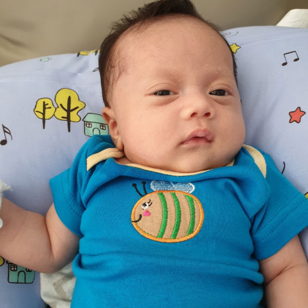 ngulet, mengejan dan bersuara..