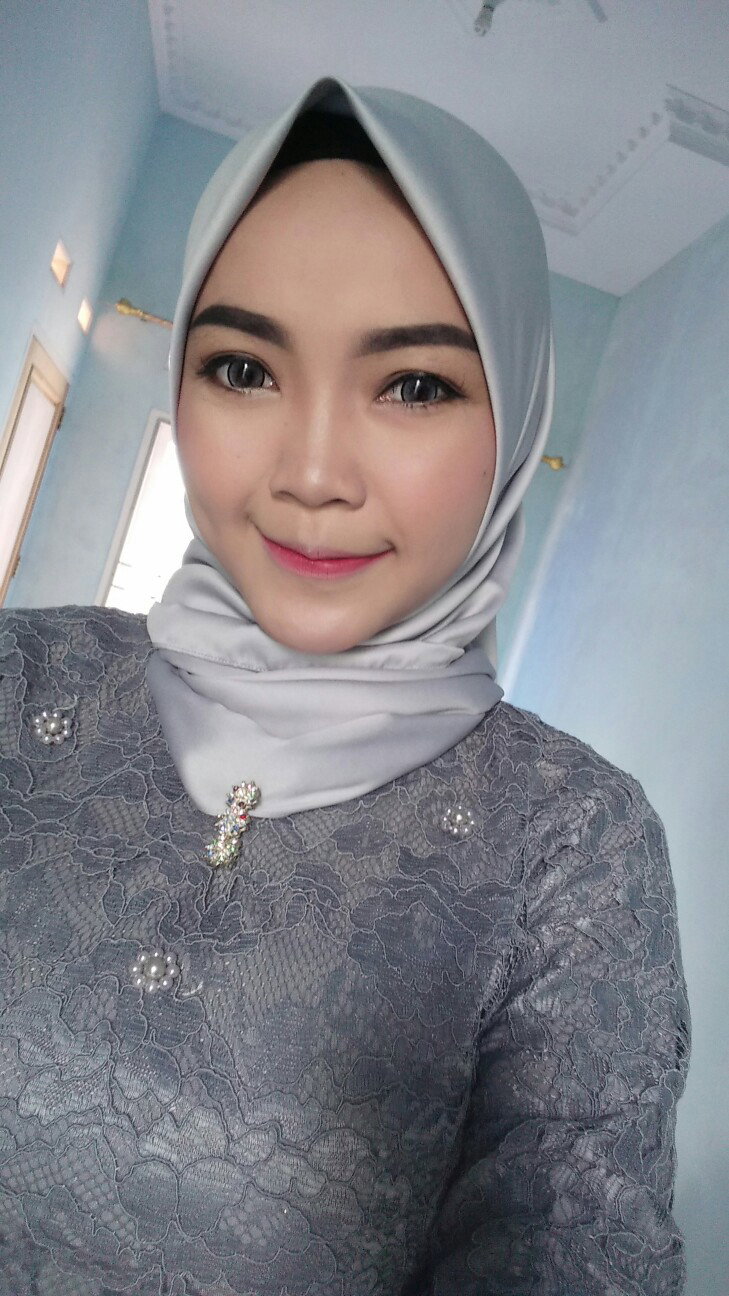 Vivi Novia Putri profile icon
