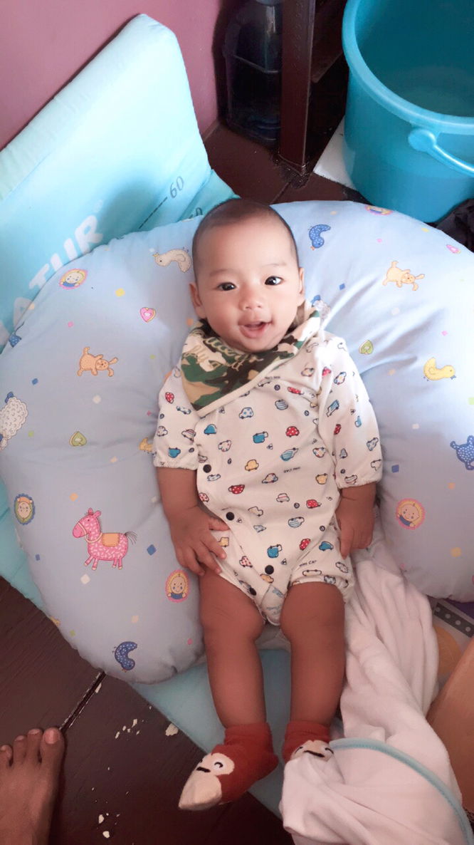 ยิ้มละลาย