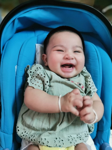 น้องข้าวหอม