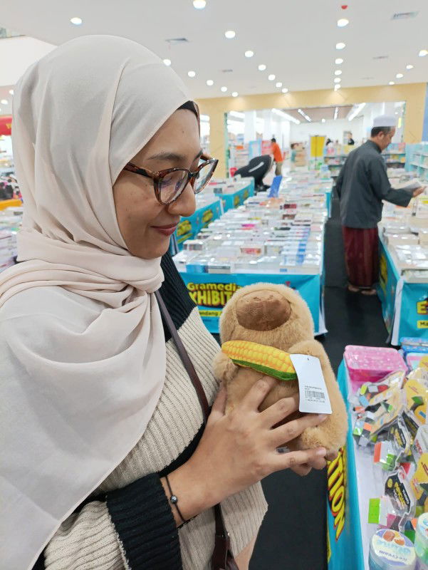 Tia Kartika Maulana profile icon