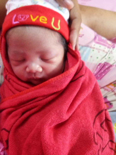 เด็กน้อยมารายงานตัวครับ