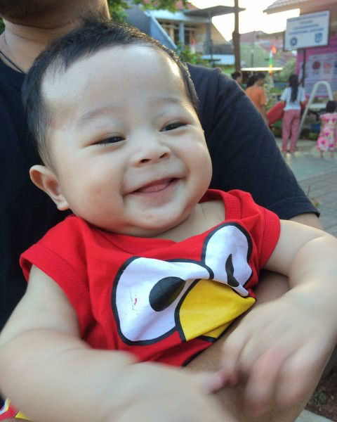 riza miriyanti profile icon