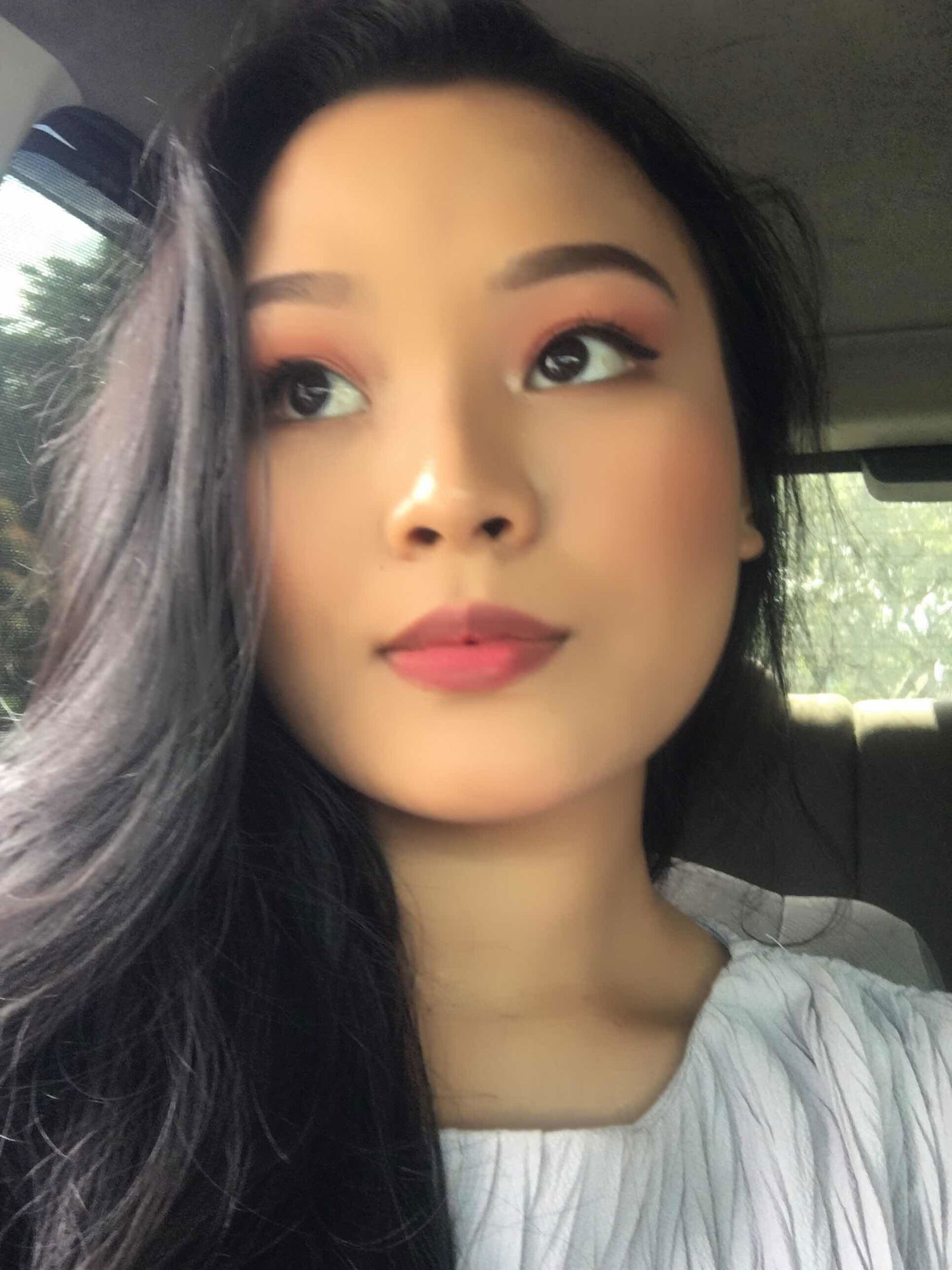 Vivi bautista profile icon