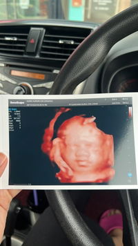 IZZ HELENA NEELOFA profile icon