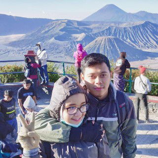 Elvina Maulida profile icon