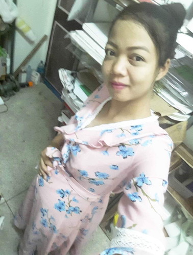 ท้องแข็งไปด้านขวา