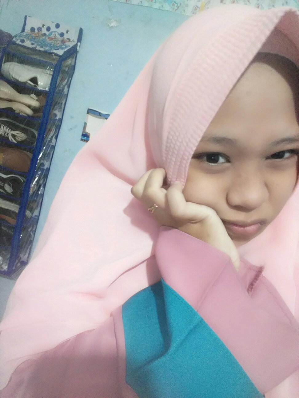 Putri Apriani profile icon