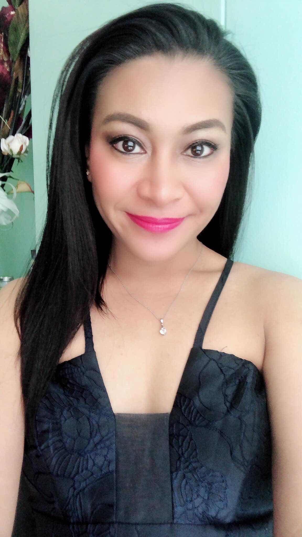 Suwimon Phoncharoen profile icon