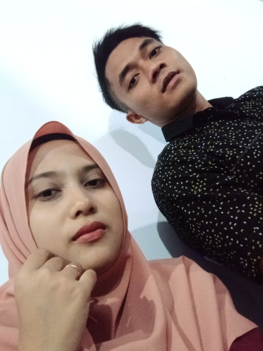 Desi Ratna profile icon