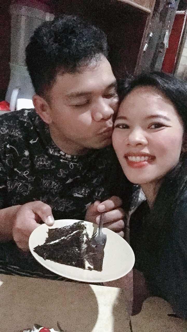 Mark & She profile icon