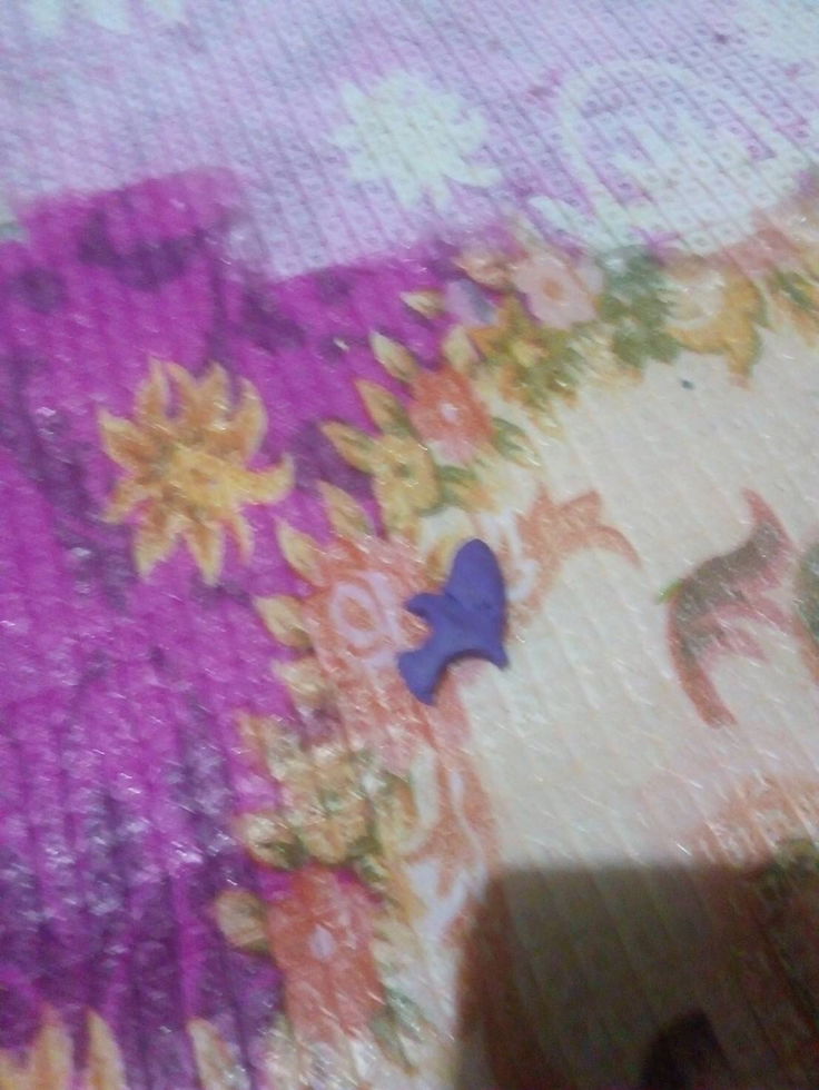 ปั๊มดินนํ้ามันรูปปลาจิตนาการของลูกชายค่ะ