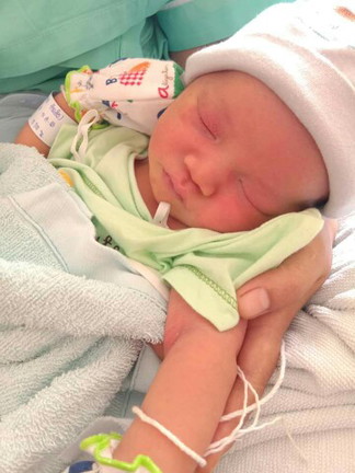 ลูกตัวเหลืองอันตรายไหมคะ