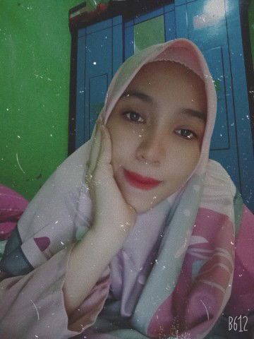 Siti Anisa profile icon