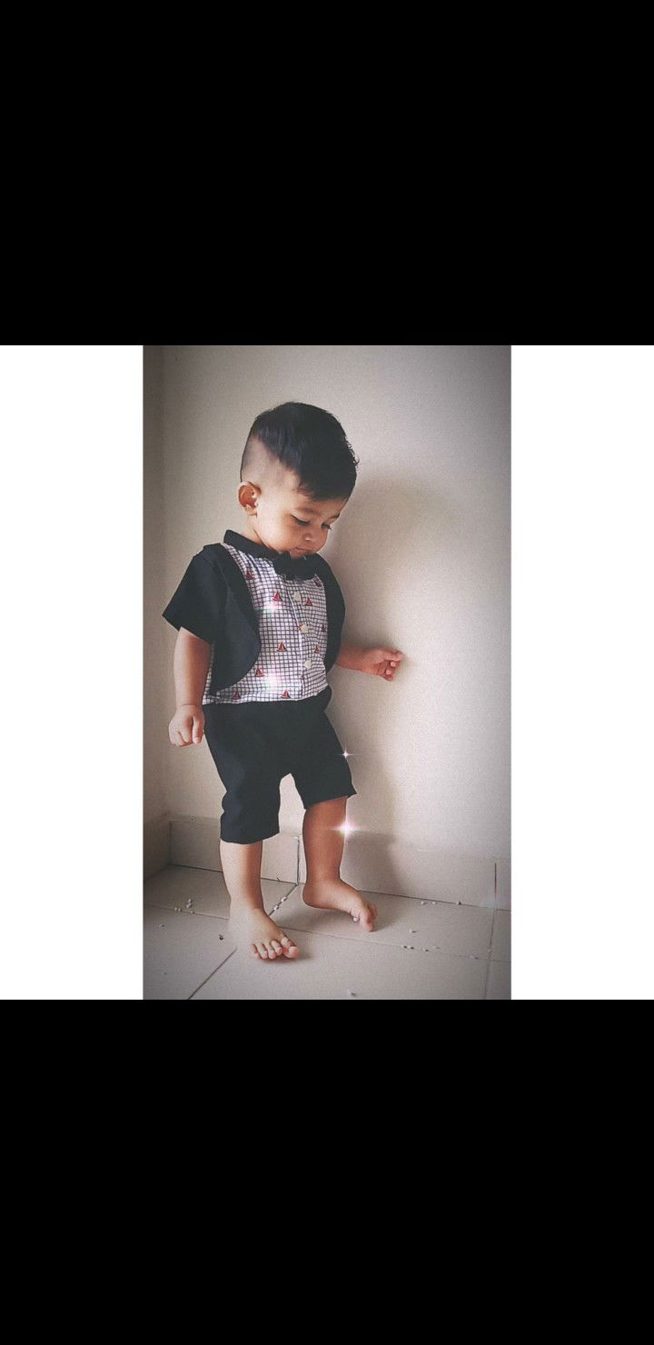 Nik Zuraika profile icon