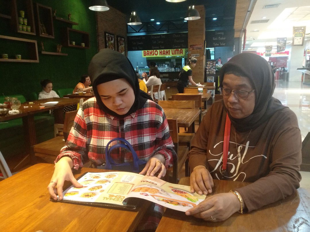 Cerita yang berkesan bareng Ibu tersayang :)