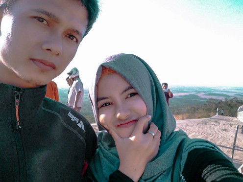 Nurainni-Puttri profile icon