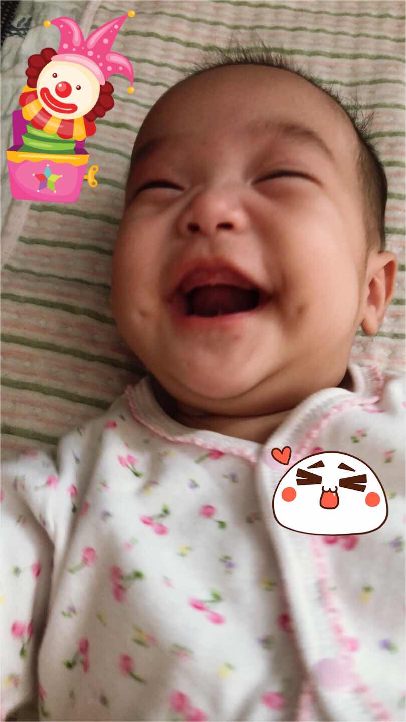 รอยยิ้มสดใสในวันหยุด