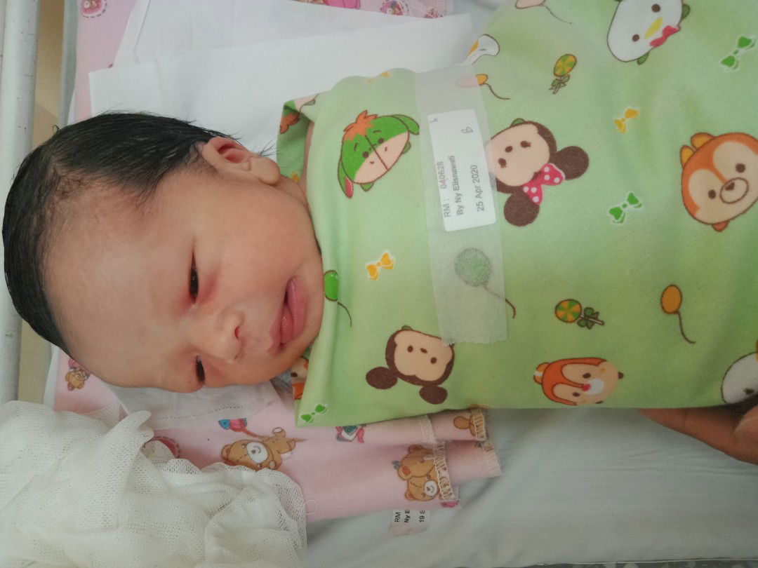 Elisna Wati profile icon