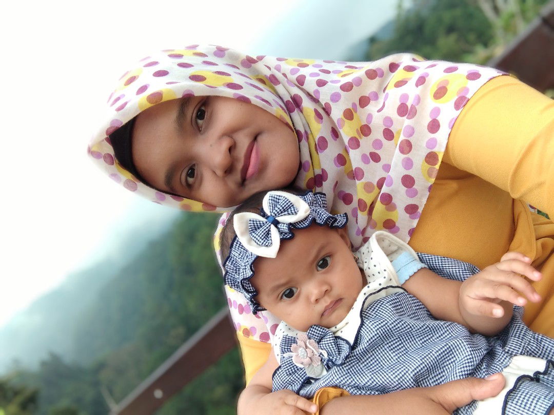 dwi lestari profile icon