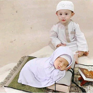 Santi Intan profile icon