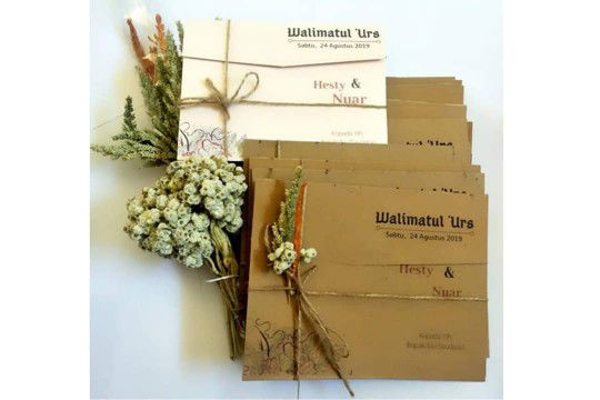 Hesty Susanti profile icon