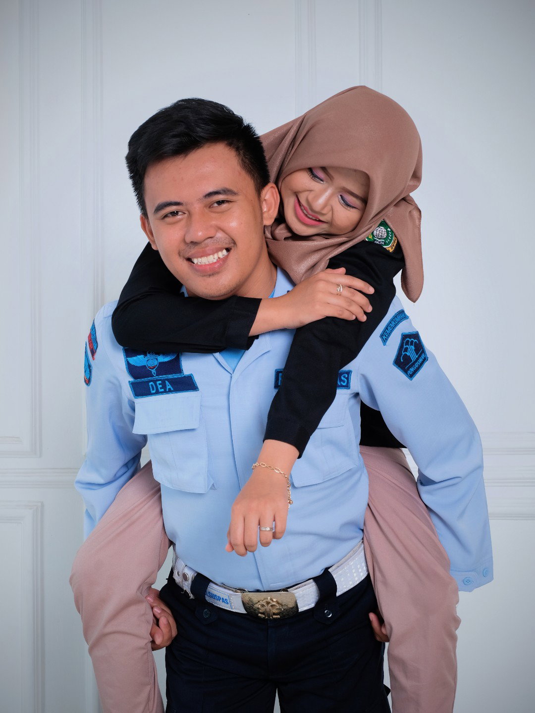 Dea dan Andini profile icon