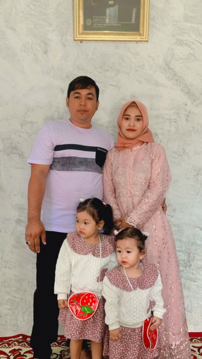 Yulia Fitri profile icon