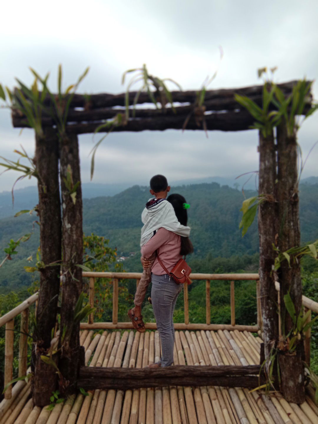 titin hidayah profile icon