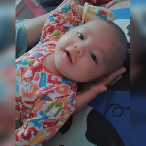 Mommy Dhavis profile icon