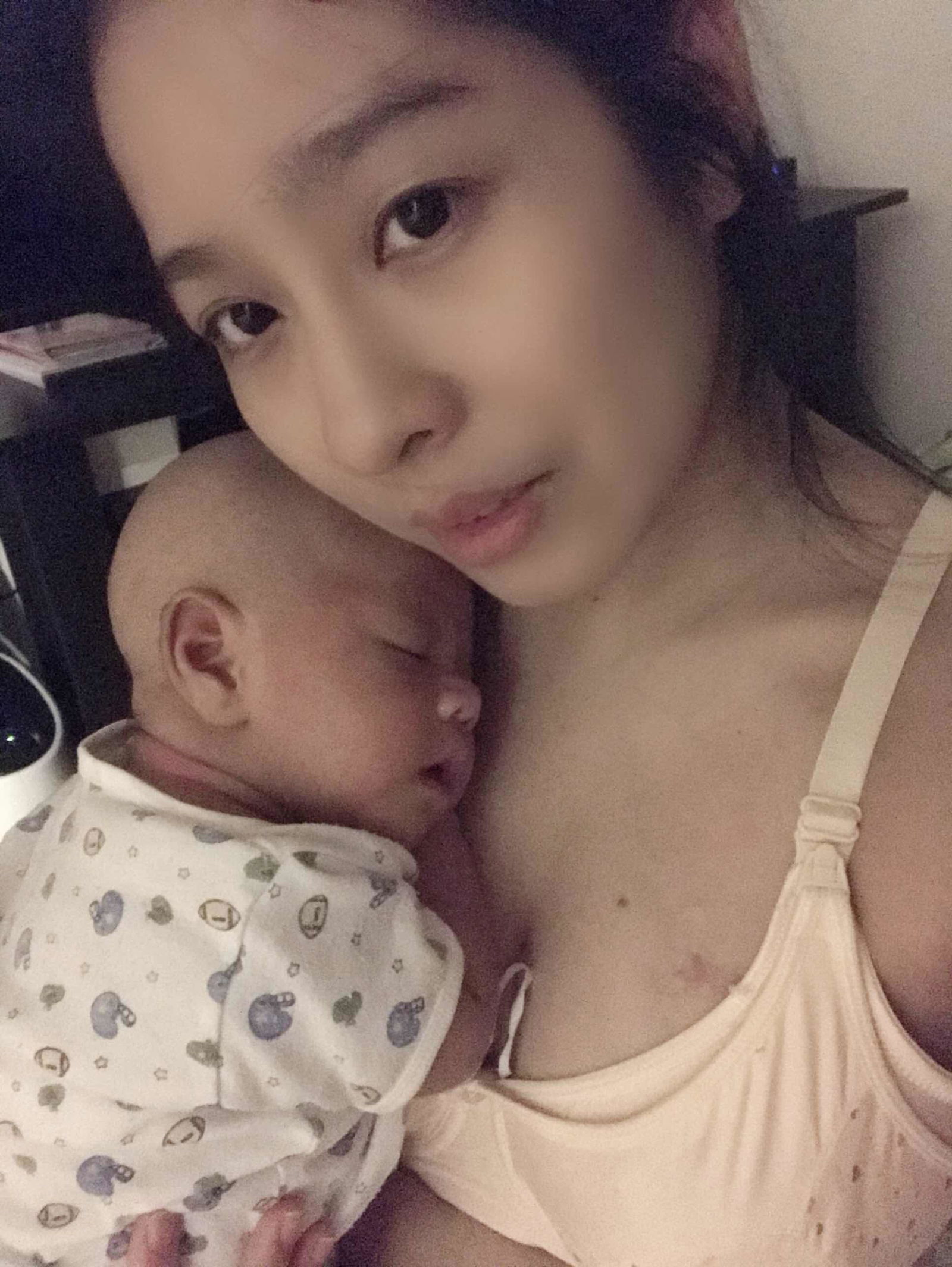 อีซิ้ม สมถุยส์ สะหวีวี้วี profile icon