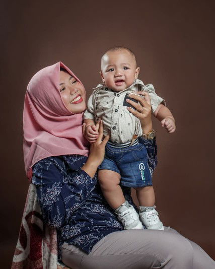 Nina Ratnasari profile icon