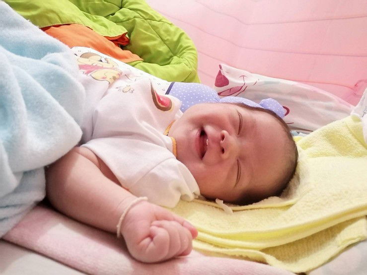 ลูกน้อยติดมือทำไงดี