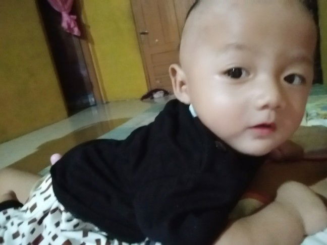 Bayi 4 bulan