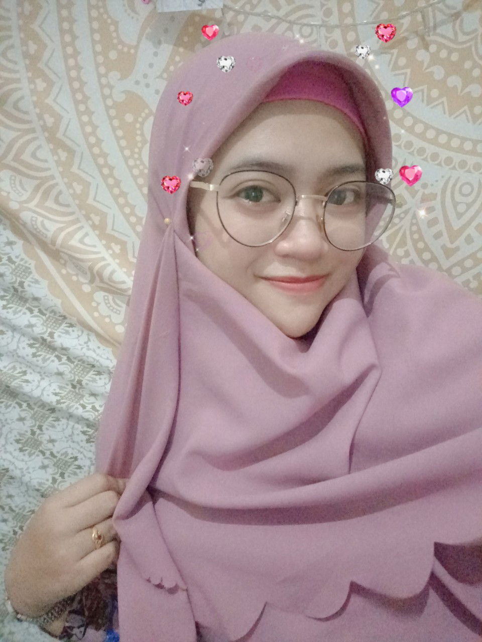 Via Setyandari profile icon