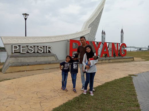 RuShaiza Ruzdy profile icon