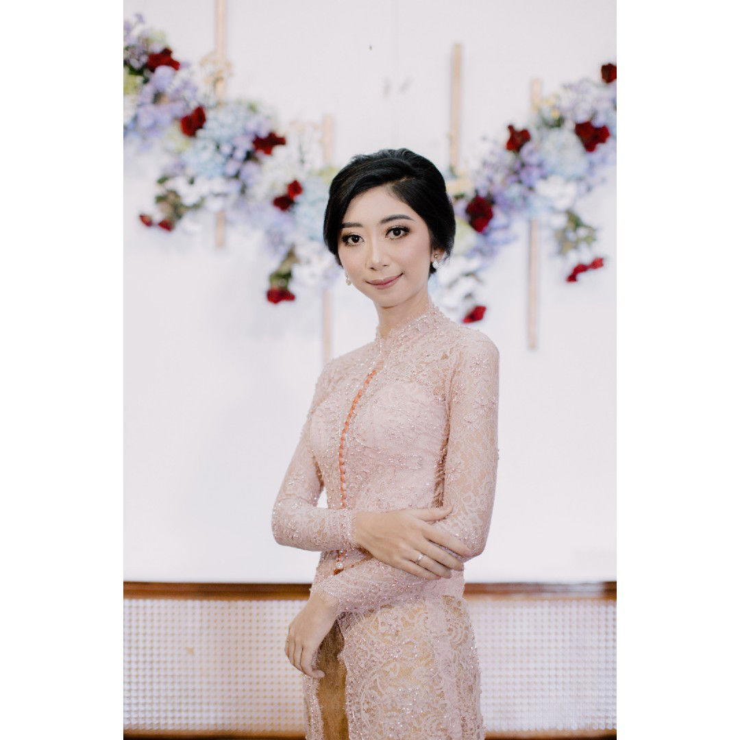 sulis tyawati profile icon