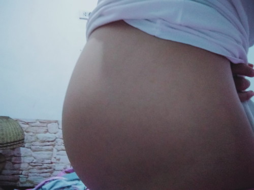 6 months preggy