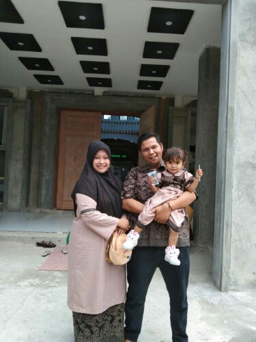 Novia Zulfi profile icon