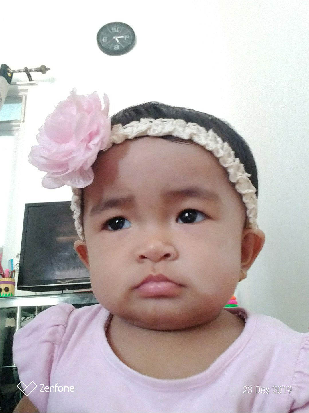 ratna dewi profile icon