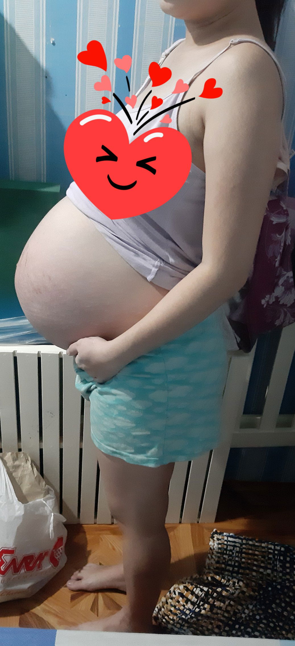 36 weeks and 2 days Team April (konting push pa ?)