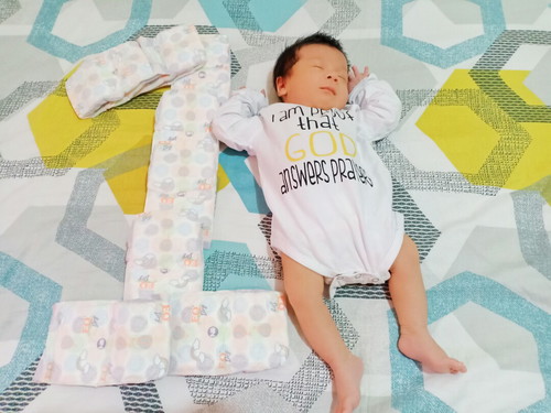 Psalm Atticus' first month ❤