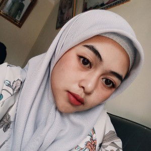 Why Lestari profile icon