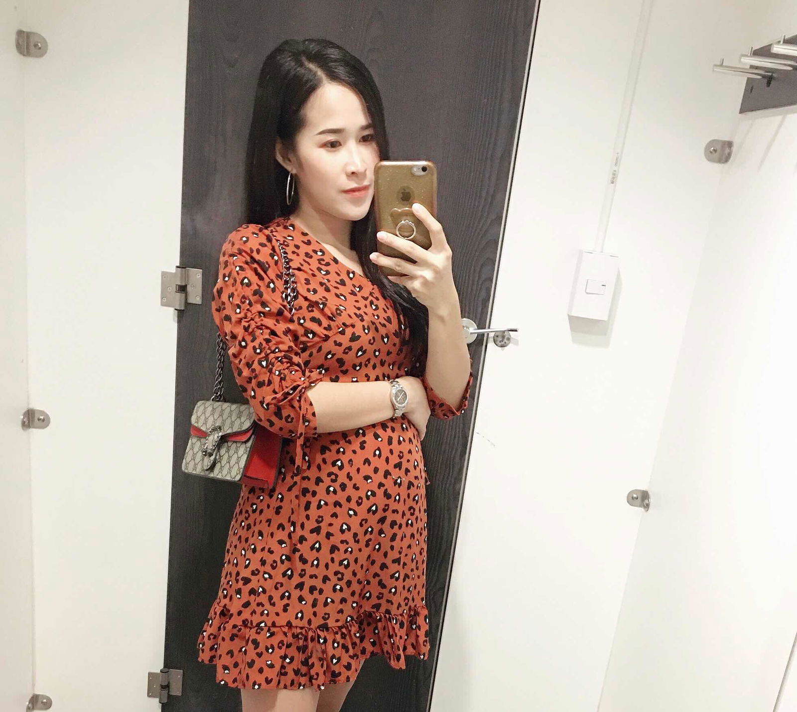 Oily Atchara profile icon