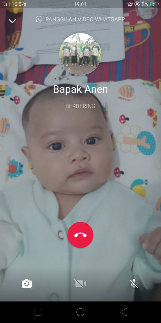 pengennya vidio call terus #DiRumahAjaAP